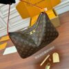 Louis Vuitton Slouch PM Shoulder Bag - 图片 3