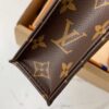 Louis Vuitton Monogram Petit Sac Plat - 图片 4