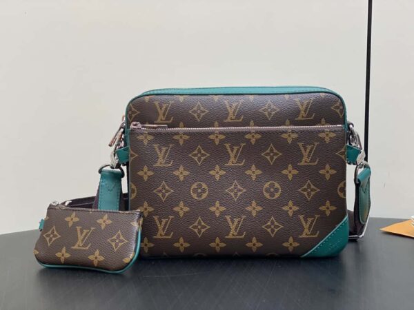Louis Vuitton Trio Messenger