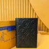 Louis Vuitton Passport Cover - 图片 2