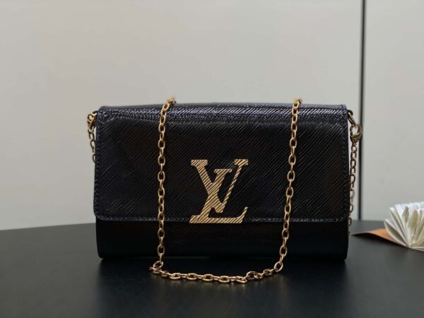 Louis Vuitton Pochette Louise