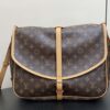 Louis Vuitton Monogram Saumur 35 Shoulder Bag - 图片 2