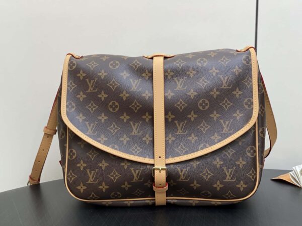 Louis Vuitton Monogram Saumur 35 Shoulder Bag