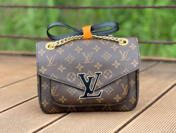 Louis Vuitton Chain Bag Passy