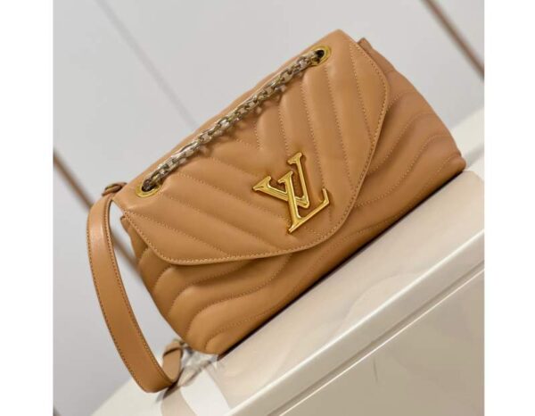 Louis Vuitton New Wave Chain Bag