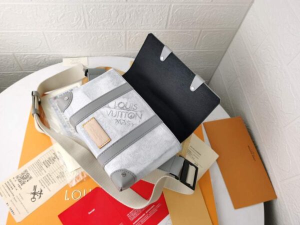 Louis Vuitton Trunk Slingbag Grey