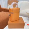 Louis Vuitton Vertical Box Trunk Shoulder Bag - 图片 5