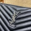 YSL cassandre matelassé tablet pouch in leather - 图片 5