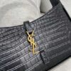 YSL le 5 à 7 in crocodile-embossed shiny leather - 图片 8