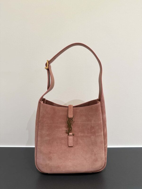 YSL le 5 à 7 supple small in suede