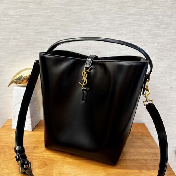 YSL le 37 in shiny leather