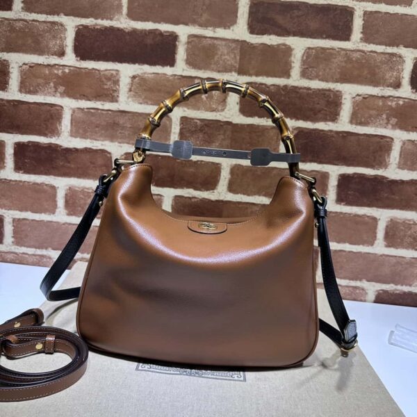 Gucci Diana medium shoulder bag