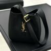 YSL le 5 à 7 supple baby in grained leather - 图片 2