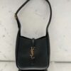 YSL le 5 à 7 supple baby in grained leather - 图片 5