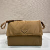 Prada Traveller Re-Nylon large padded shoulder bag - 图片 2