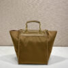 Prada Medium Re-Nylon and leather tote bag - 图片 5