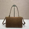 Prada Soft Sound medium suede shoulder bag - 图片 5