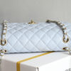 CHANEL Phone Holder with Chain - 图片 6