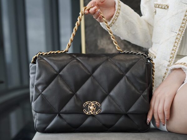 CHANEL 19 Maxi Handbag