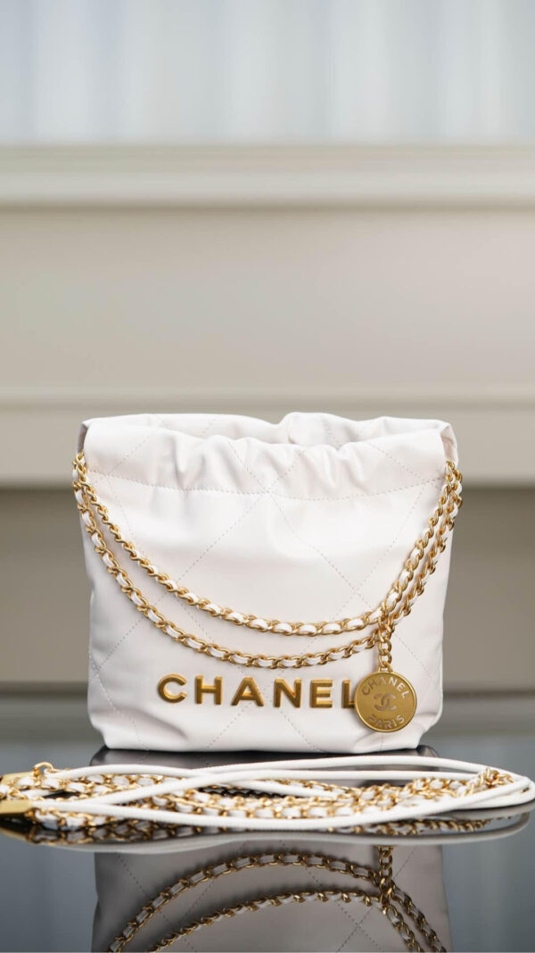CHANEL 22 Mini Handbag