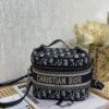 DIOR Small DiorTravel Vanity Case with Shoulder Strap - 图片 9