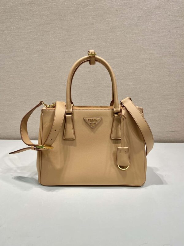 Prada Large Prada Galleria leather bag