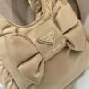Prada Padded Re-Nylon mini-bag with bow - 图片 6