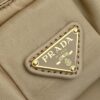 Prada Padded Re-Nylon mini-bag with bow - 图片 7