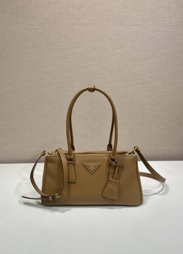 Prada Medium Prada Galleria leather bag